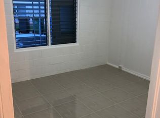 2420 N School St #B, Honolulu, HI 96819
