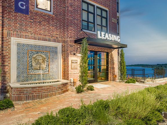 Apartments At The Sound Leasing Center
