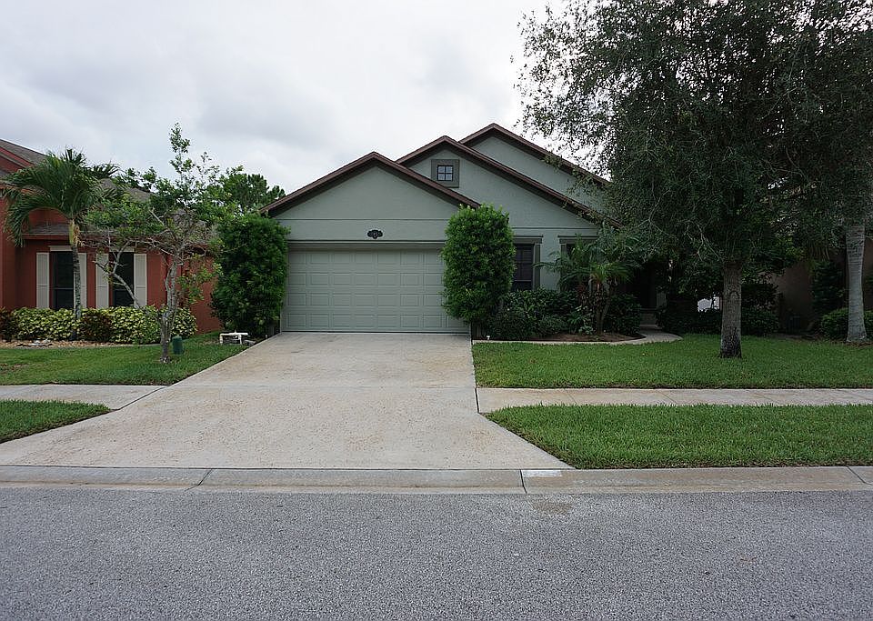 1st image of 2452 Glenridge Cir