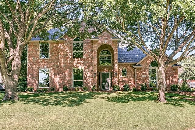 1st image of 2956 Majestic Oak Dr