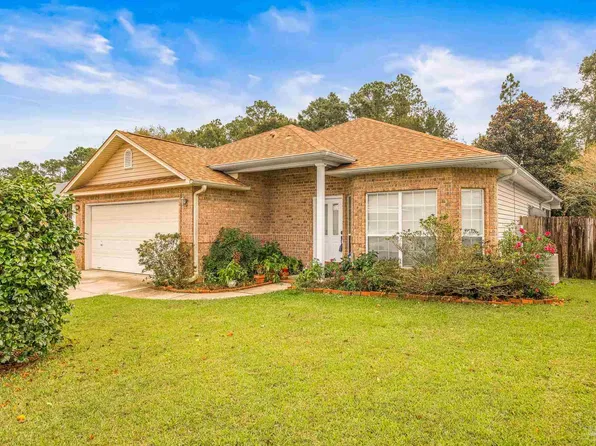 3965 Omega St, Pace, FL 32571