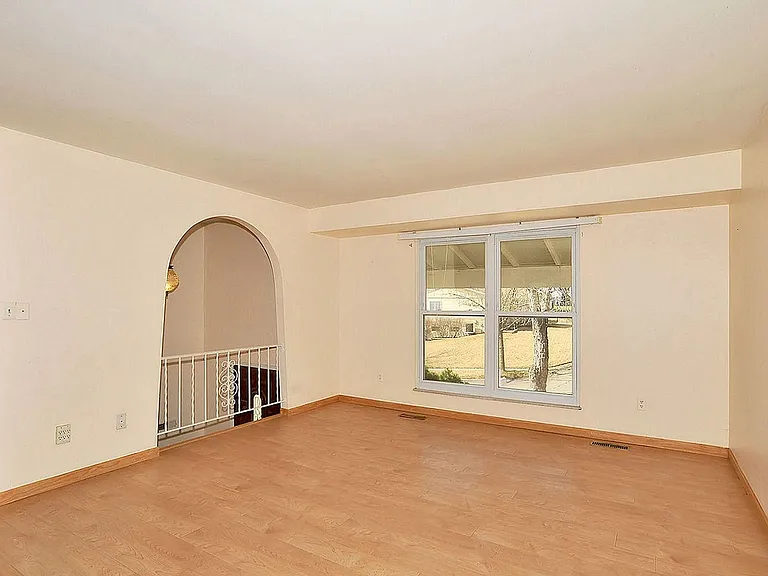 848 Village Brook Ct — Photo 3
