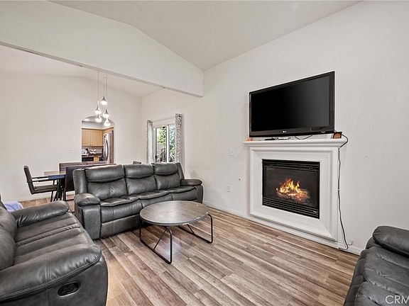 5th image of 14661 Oak Rd