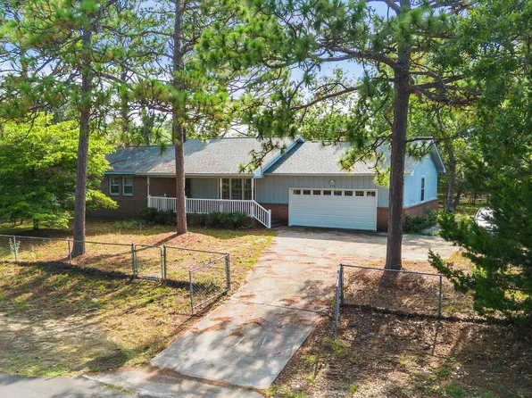 214 NE 38th Street, Oak Island, NC 28465