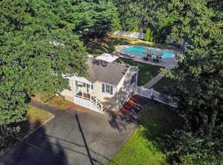 11 Moore St, Wilmington, MA 01887