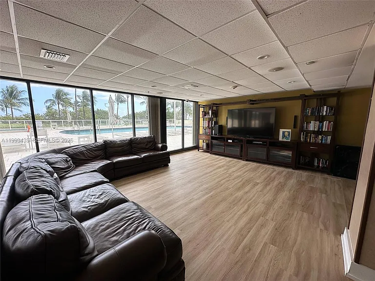 10185 Collins Ave #502 — Photo 25