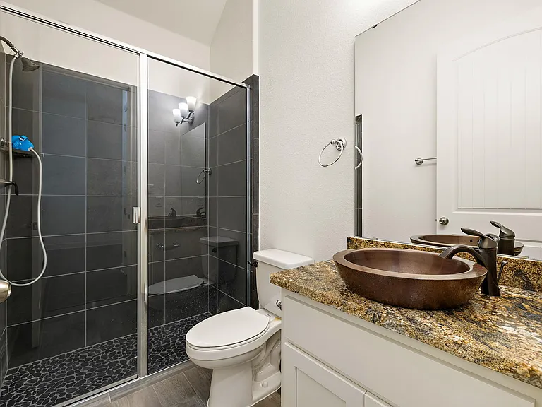 4705 Napoli Shore Dr — Photo 25