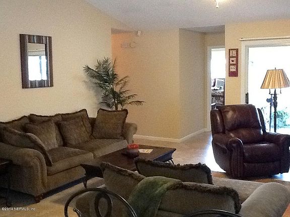 3rd image of 552 Prosperity Lake Dr