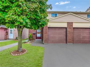 1350 Limeridge Rd E #13, Hamilton, ON L8W1L6