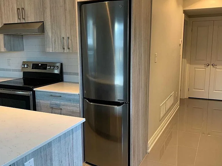 31 Alma Ave #1 — Photo 6