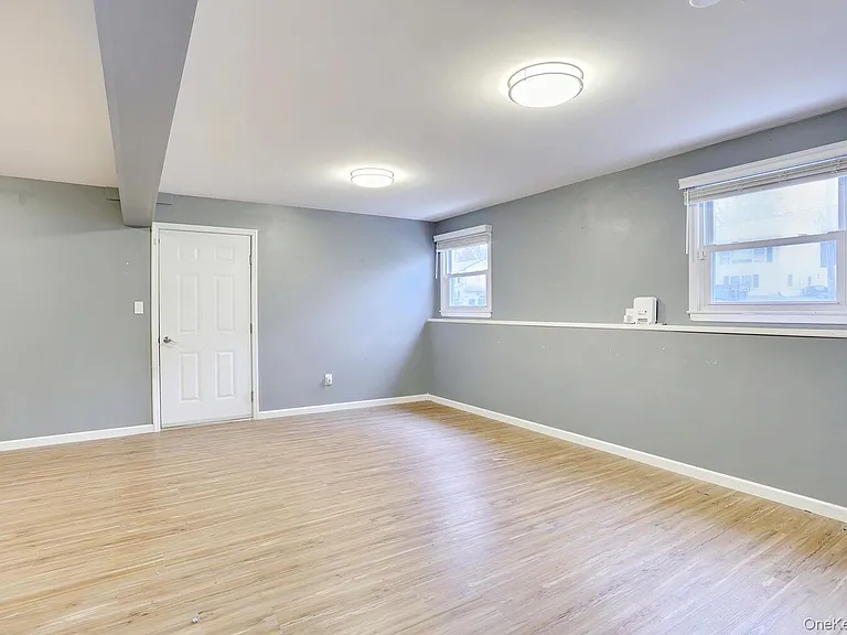 6 Hemlock Ln — Photo 37