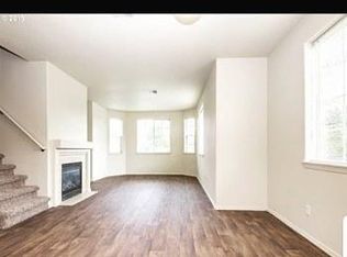 1195 NE Turner Dr, Hillsboro, OR 97124
