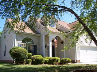10 Ladybird Ct, Simpsonville, SC 29680