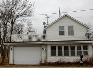1018 W 1st St, Waldo, WI