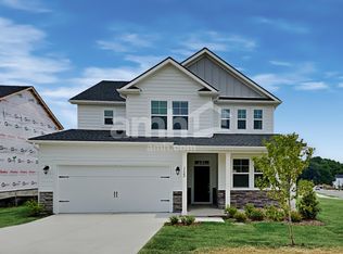 1122 Amberly Way, Lebanon, TN 37090