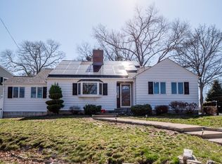 1 Cleveland Ave, Saugus, MA 01906