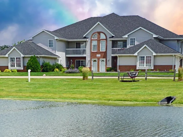 1280 Village Centre DRIVE #8, Kenosha, WI 53144