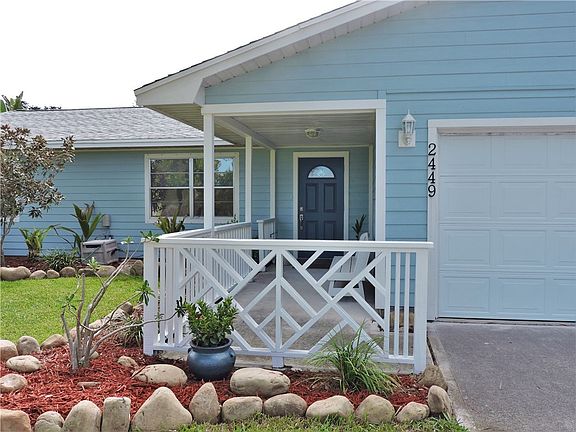 3rd image of 2449 NE 18th Ln