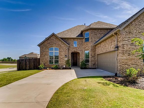 2nd image of 4702 Kensington Ct