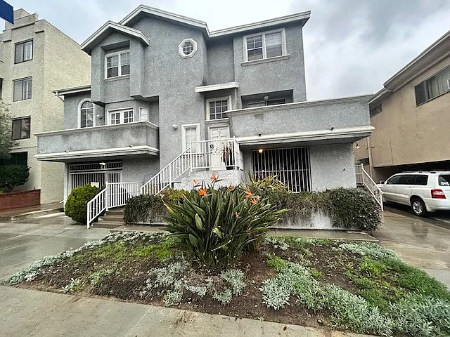 3552 S Centinela Ave #202 — Photo 1
