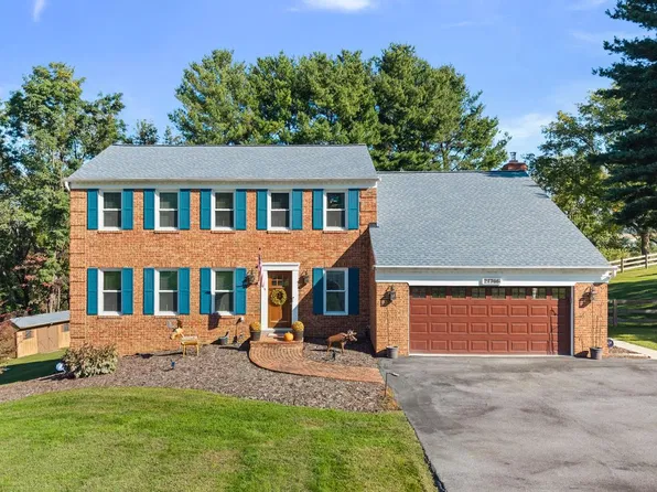 21706 O Toole Dr, Hagerstown, MD 21742