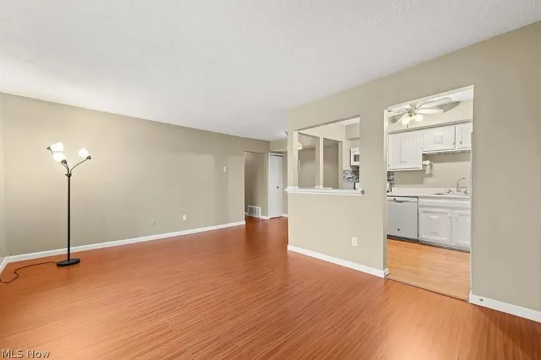 4787 Columbia Rd #204 — Photo 6