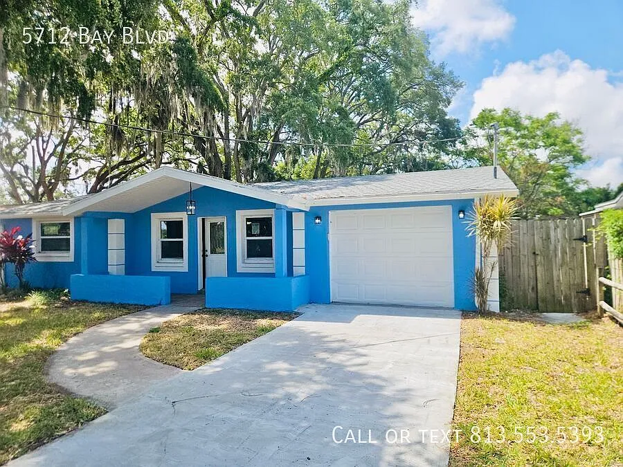 5712 Bay Blvd