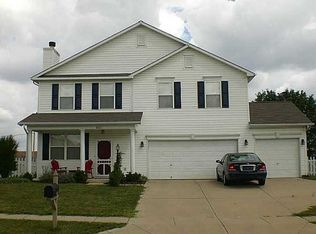 624 Rocky Meadow Dr, Greenwood, IN 46143