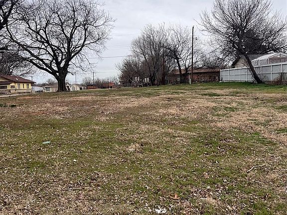 4th image of 820 N Admire Ave