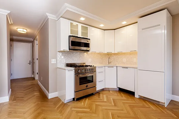 Rented by UES Management | media 8