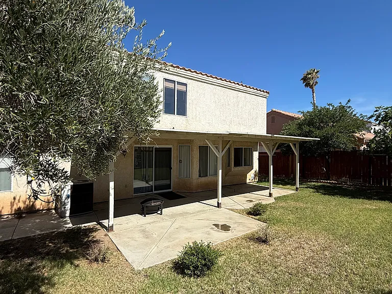 37727 Harvey St — Photo 11