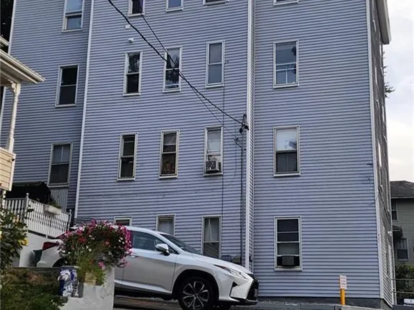 45 Ross St, Woonsocket, RI 02895