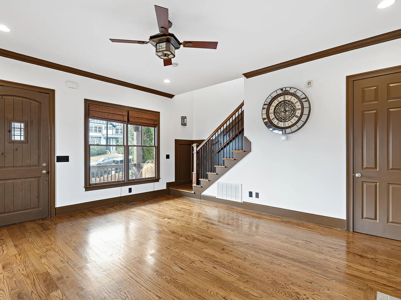 1100A W Grove Ave — Photo 4