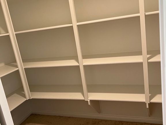 5th image of 1660 Camellia Ln
