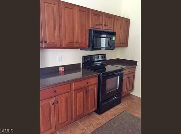 4th image of 1765 Dogwood Dr