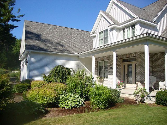 2nd image of 16 Glen Rd