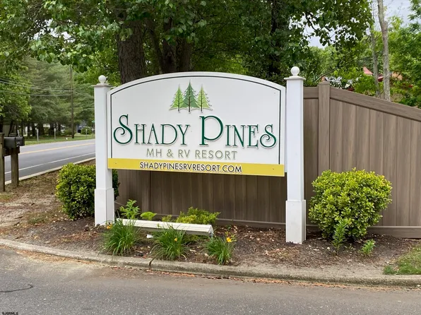 443 S 6th Ave, Absecon, NJ 08205