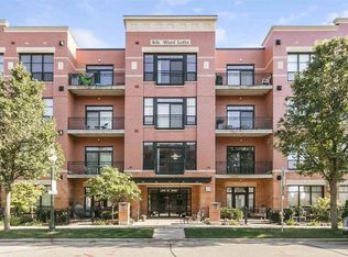 615 W Main St APT 104, Madison, WI 53703