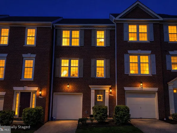 329 S Pickett St, Alexandria, VA 22304