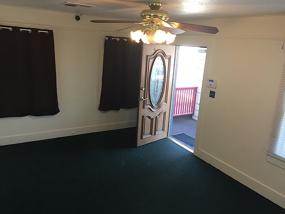 Loby Room 1