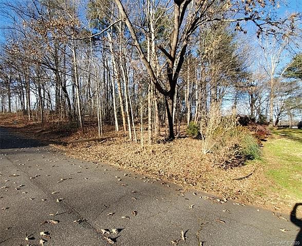 1st image of 106 Dogwood Ct