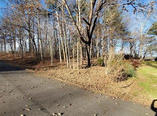 106 Dogwood Ct, Morganton, NC 28655