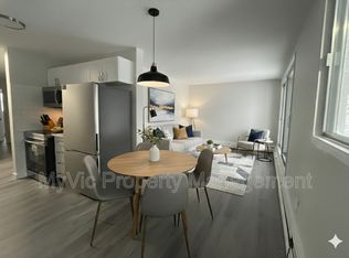 9120 149th St NW, Edmonton, AB T5R1C2