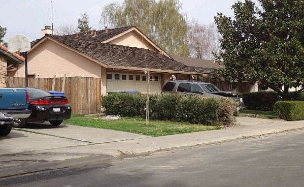 2nd image of 1155 Pebblewood Dr