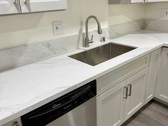 3rd image of 2518 G St #8