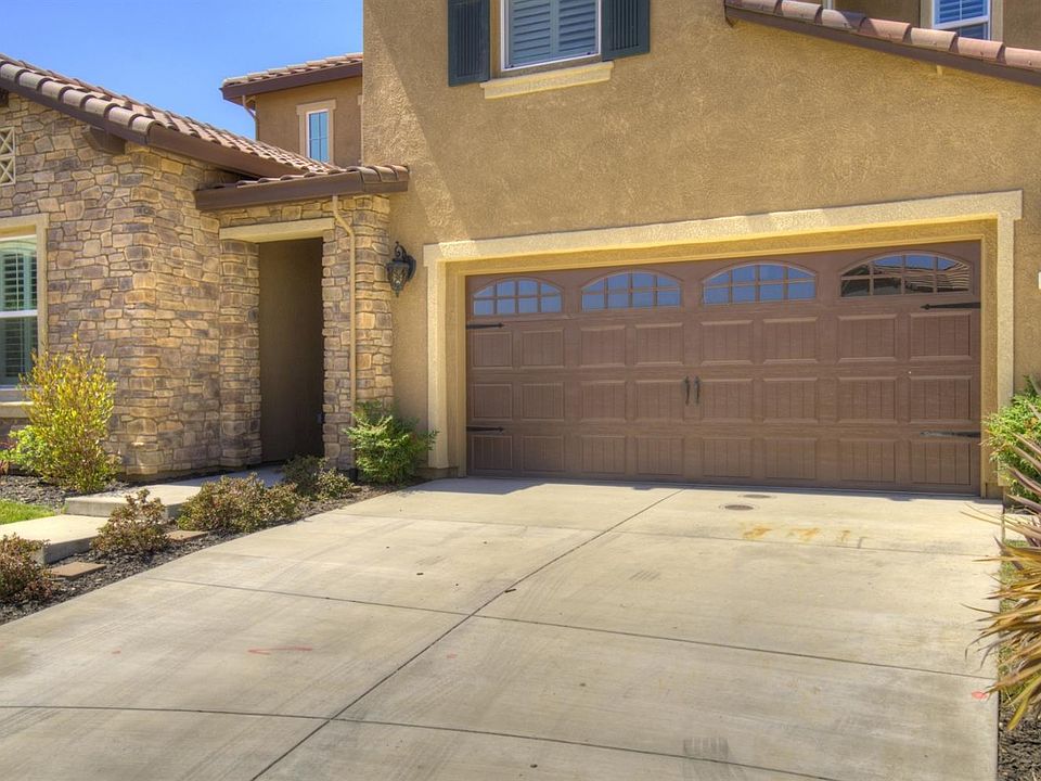 1st image of 2888 Westport Cir