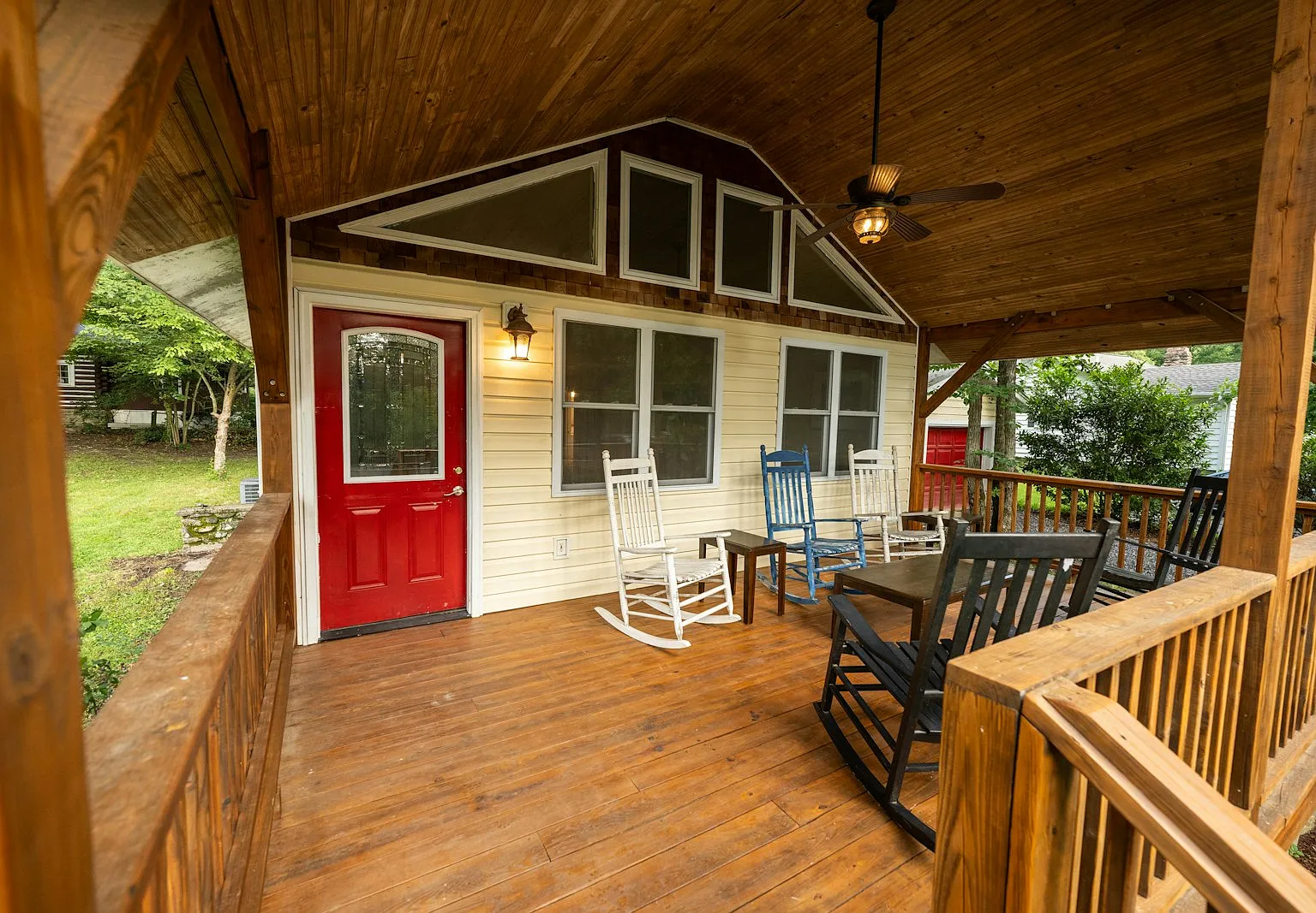 809 Montreat Rd — Photo 4
