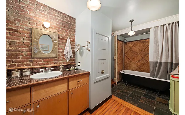 Sold by Douglas Elliman | media 35