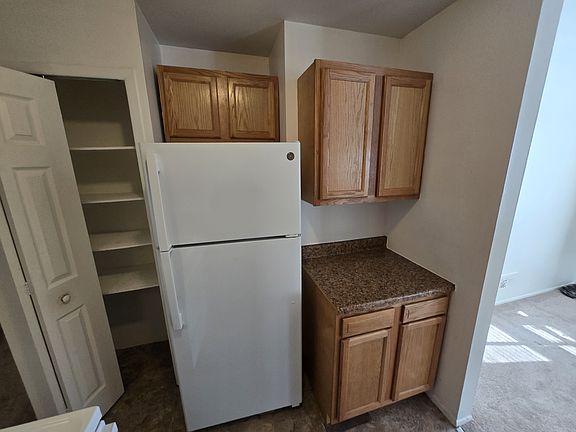 4th image of 30280 Southfield Rd #110