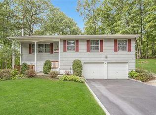 4 Aspen Ct, Ossining, NY 10562